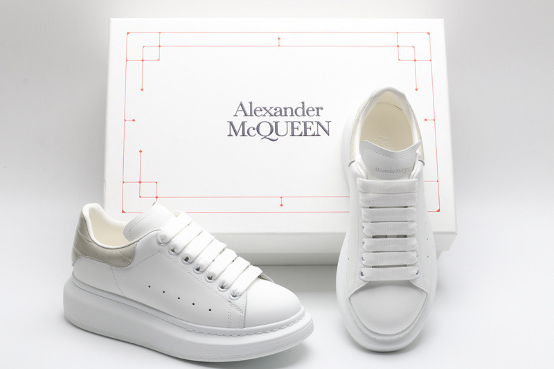 ALEXANDER MCQUEEN SNEAKER