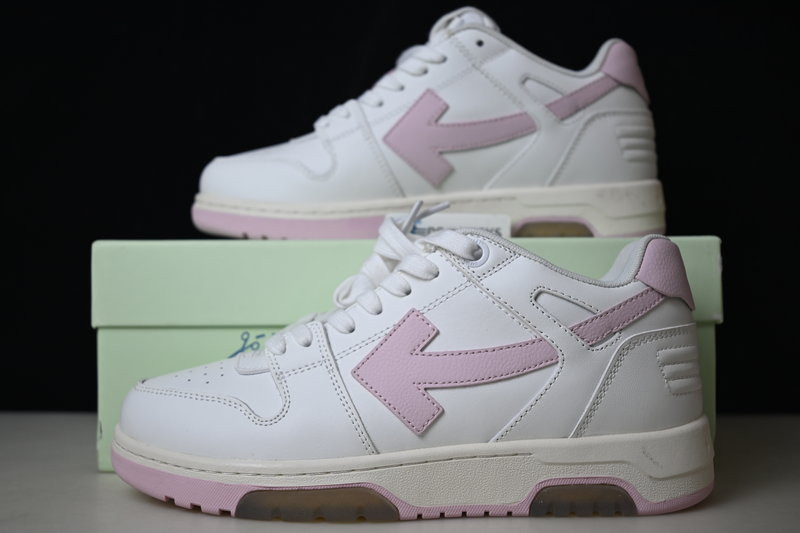 Off-White c/o Virgil Abloh