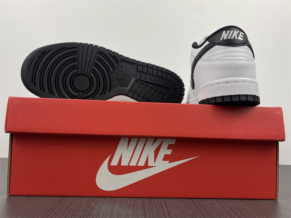 Nike SB Dunk Low DD1503-113