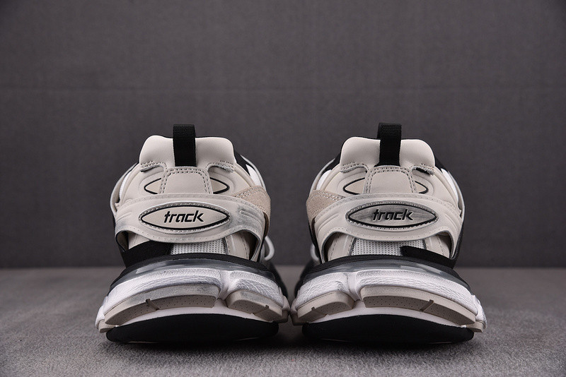 Ba*len*cia*ga track 542023 w3su5 9791