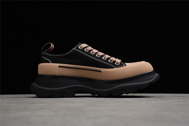 ALEXANDER MCQUEEN SNEAKER