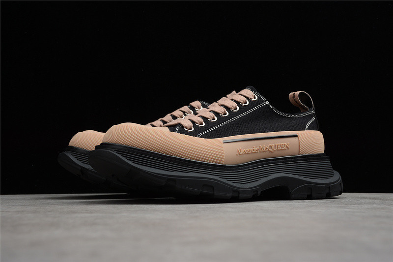 ALEXANDER MCQUEEN SNEAKER