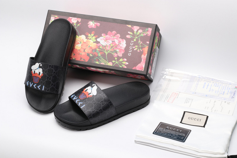 GUC LEATHER SLIDE