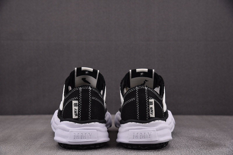 A*iri x MMY Sneakers