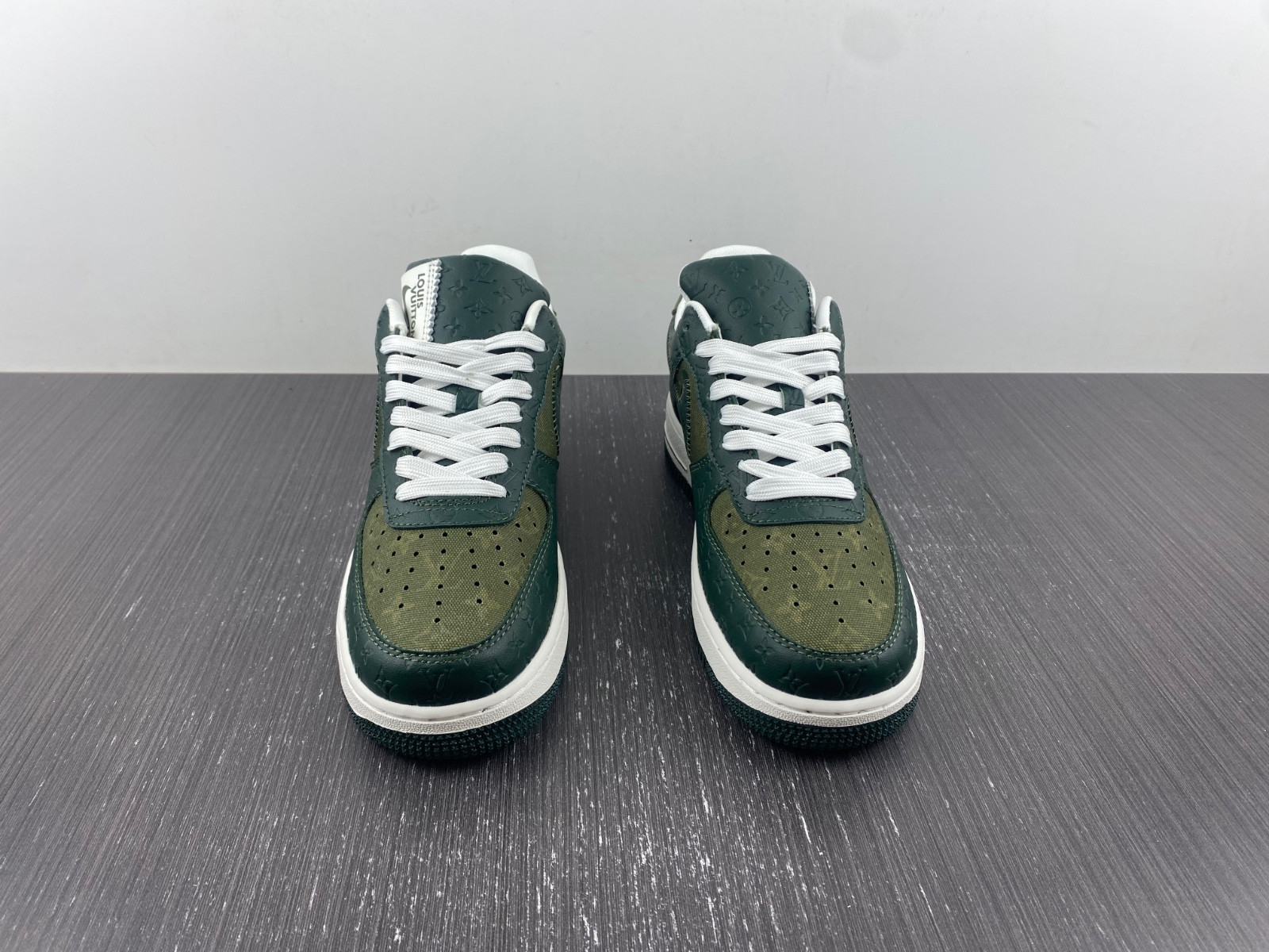 NIKE AIR FORCE 1 LOW BY VIRGIL ABLOH