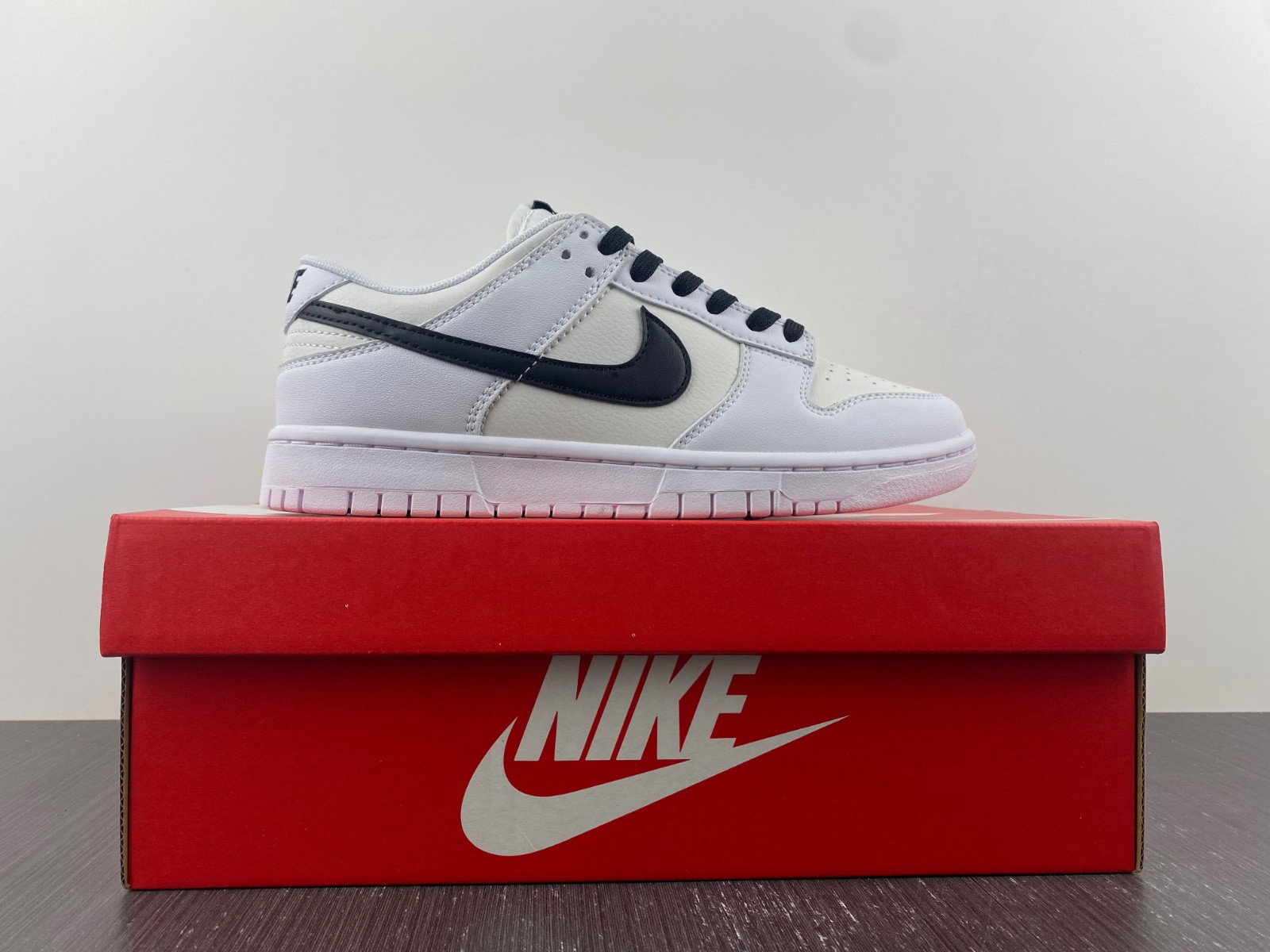 Nike Dunk Low Reverse Panda DJ6188-101