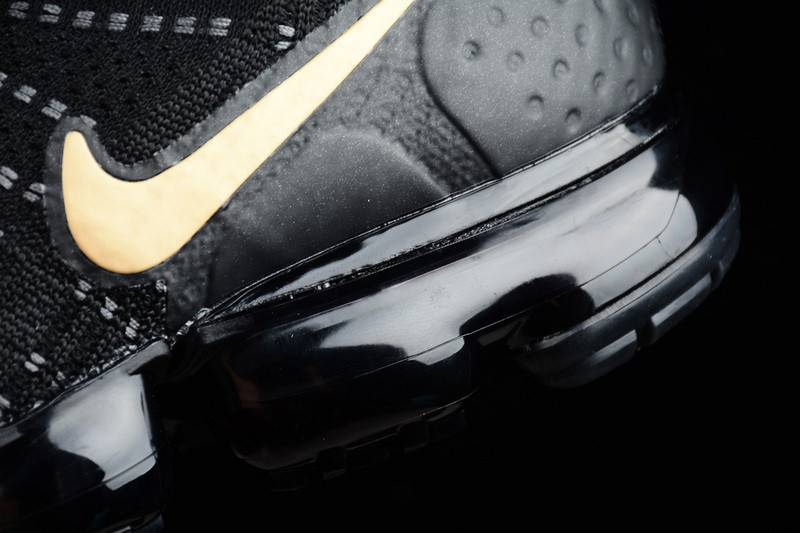 AIR VAPORMAX FLYKNIT 2.0 BLACK/GOLD 42842-009
