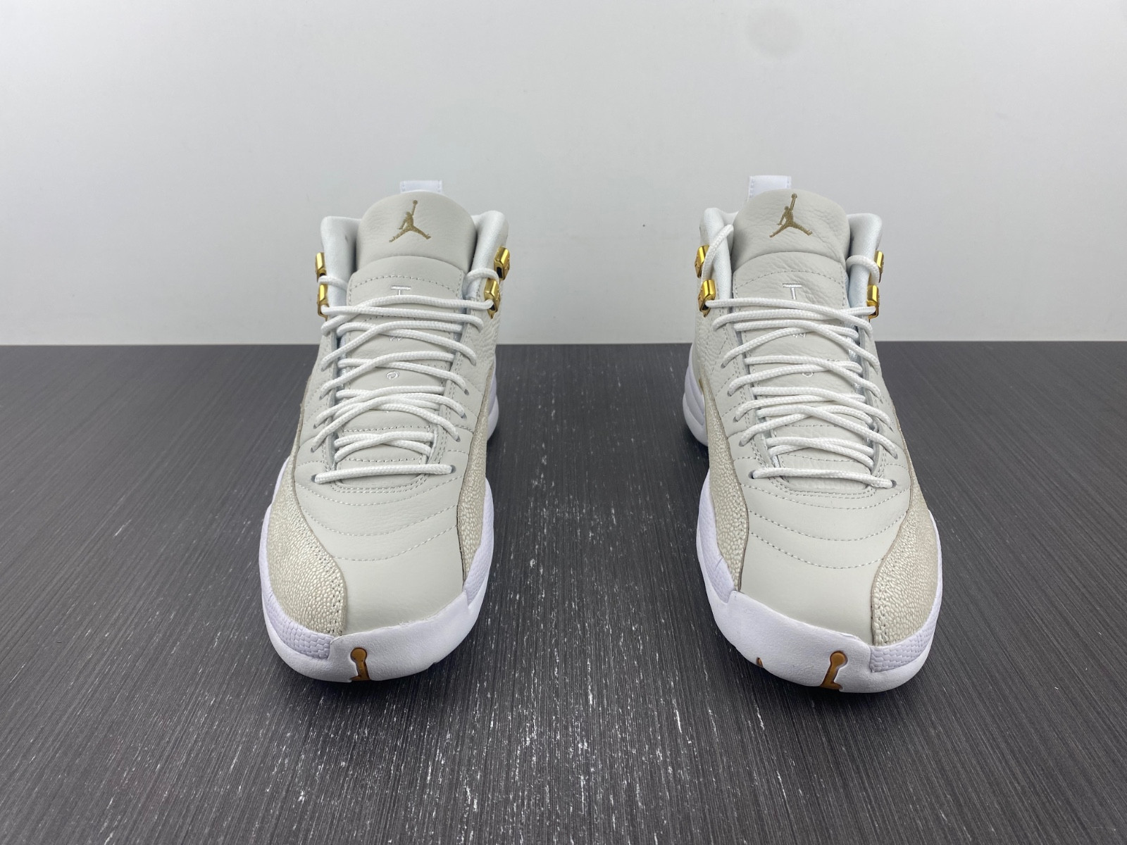 Air Jordan 12 Retro “OVO White” 873864-102