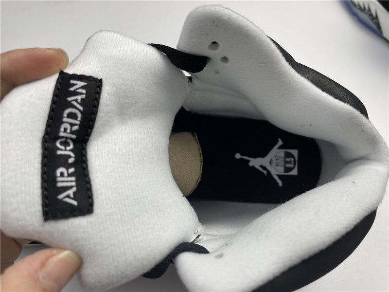 AIR JORDAN 5 RETRO "OREO" 2021 CT4838-011