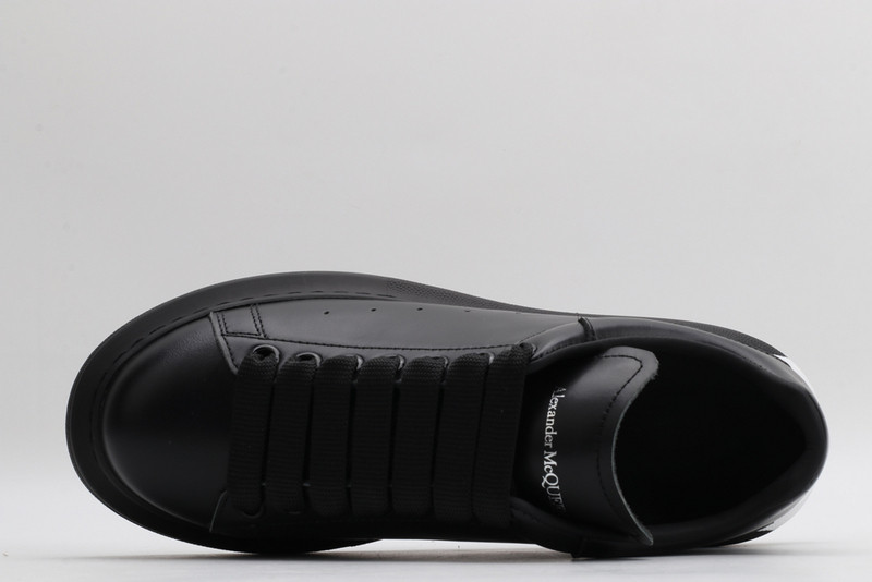 ALEXANDER MCQUEEN SNEAKER