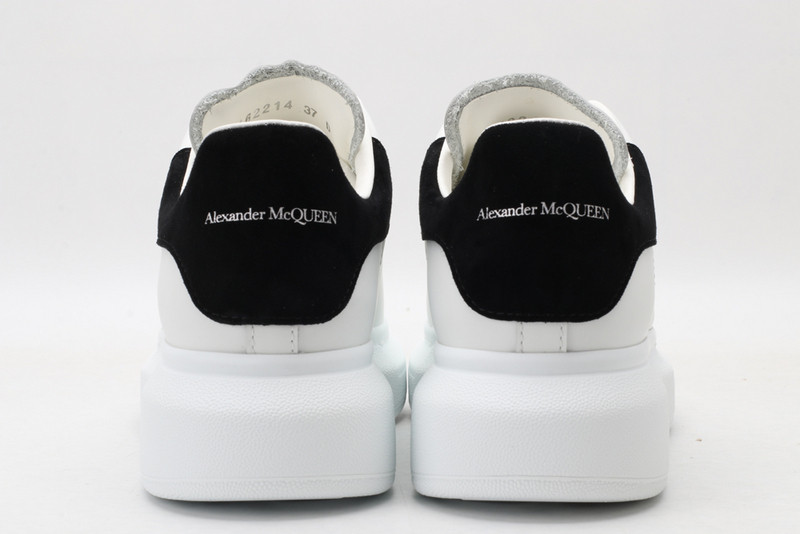 ALEXANDER MCQUEEN SNEAKER