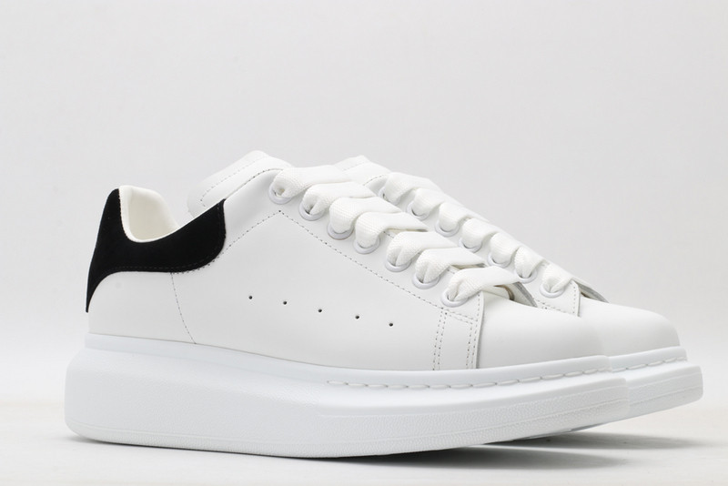 ALEXANDER MCQUEEN SNEAKER