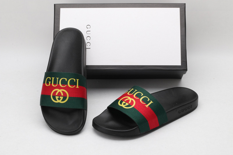 GUC LEATHER SLIDE