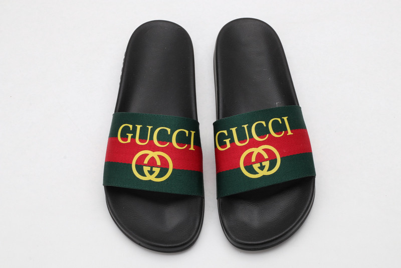 GUC LEATHER SLIDE
