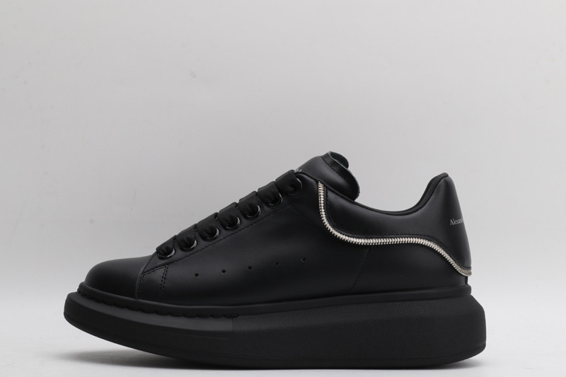 ALEXANDER MCQUEEN SNEAKER