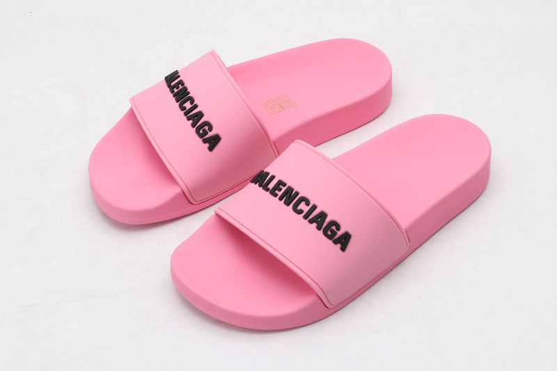 Ba*len*cia*ga pink slides
