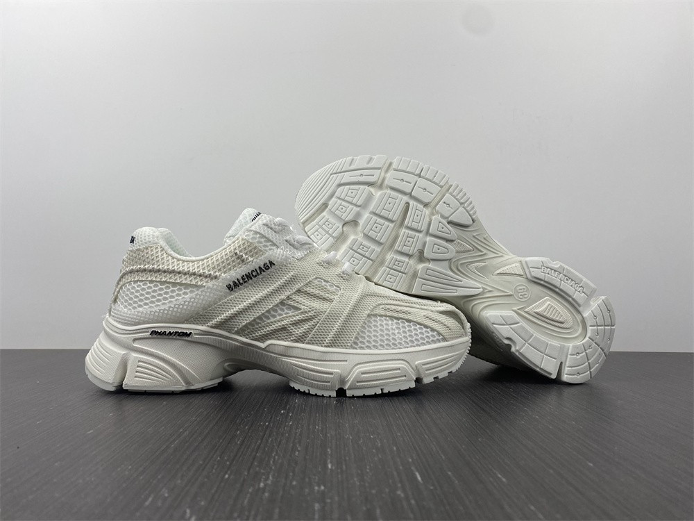 Ba*len*cia*ga phantom sneaker