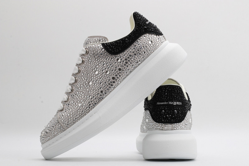 ALEXANDER MCQUEEN SNEAKER