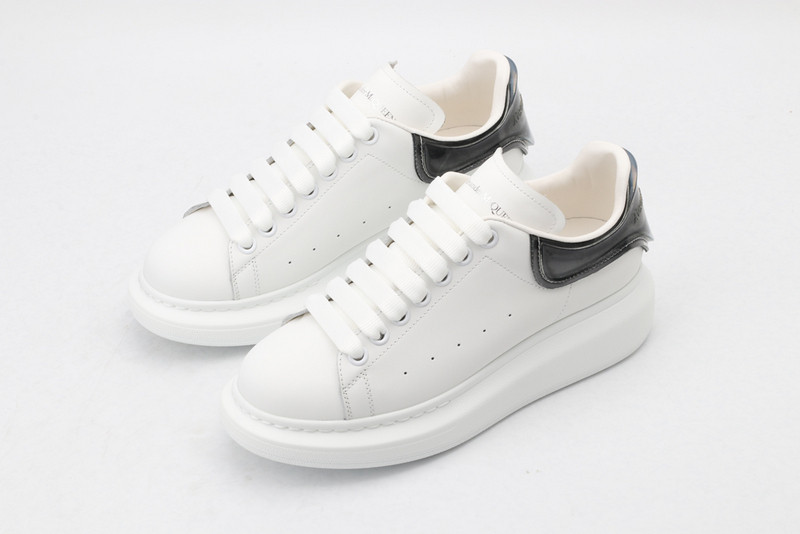 ALEXANDER MCQUEEN SNEAKER