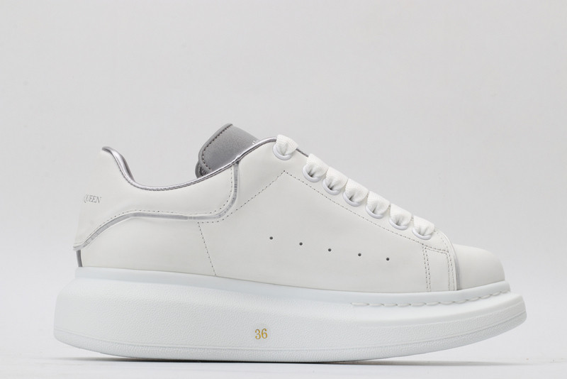 ALEXANDER MCQUEEN SNEAKER