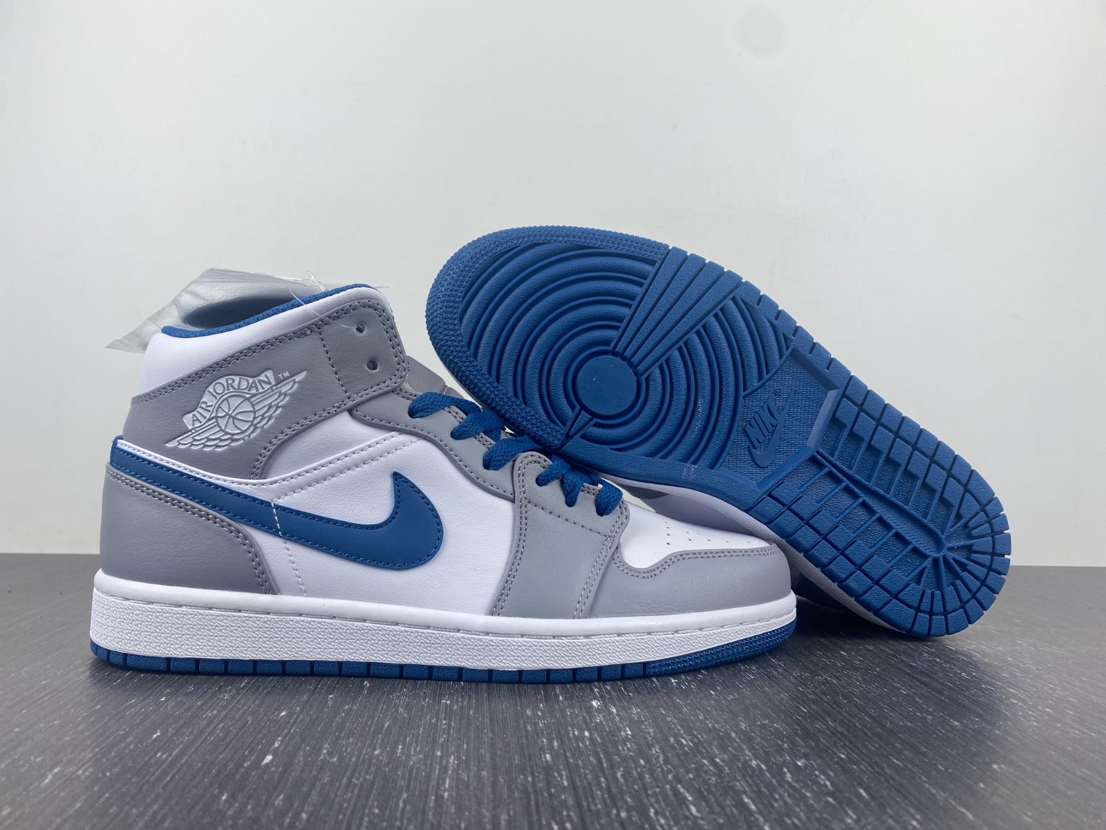 Jordan 1 Mid True Blue Cement (GS) - DQ8423-014