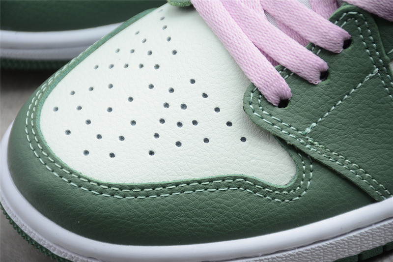 Jordan 1 Mid Dutch Green (W) CZ0774-300