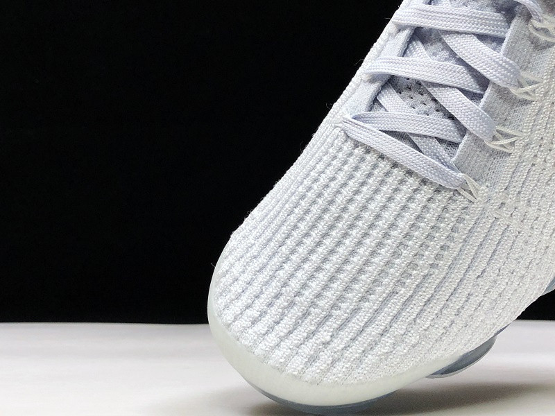 NIKE VAPORMAX 3 PURE PLATINUM AJ6900-102