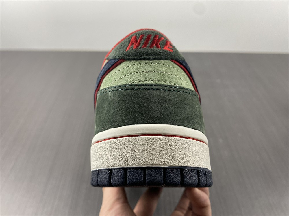 Otomo Katsuhiro x Nike SB Dunk Low “Steamboy OST” Skate Shoes LF0039-004