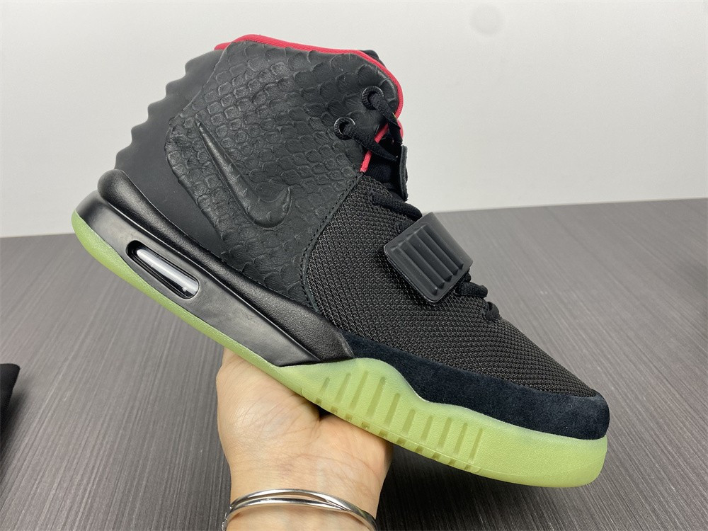 nike air Y**zy 2 “solar red” black mens 508214-006