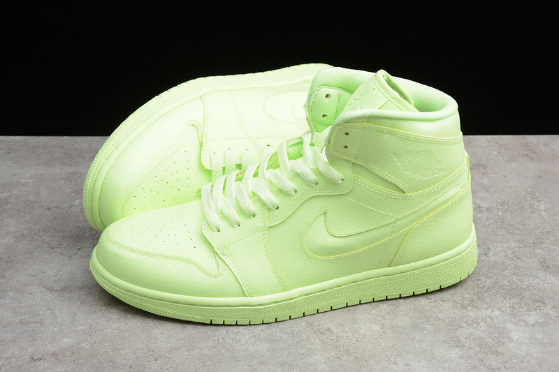 AIR JORDAN 1 WMNS BARELY VOLT AH7389-700