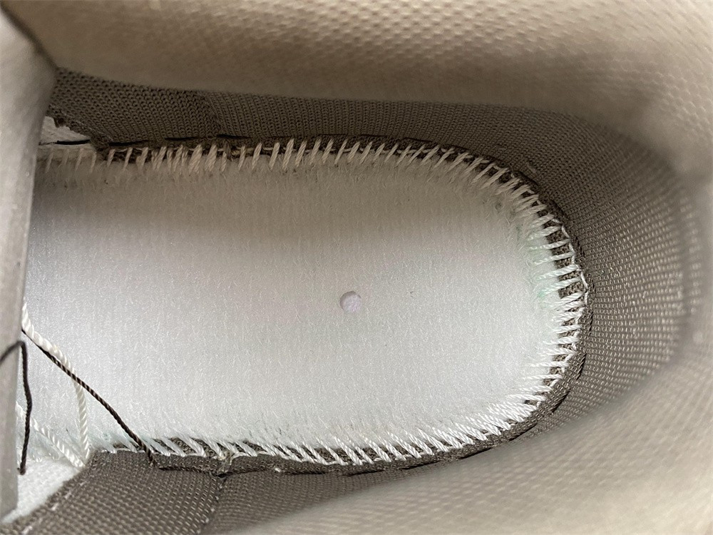 Dunk SB Low "Khaki" FB4960-210