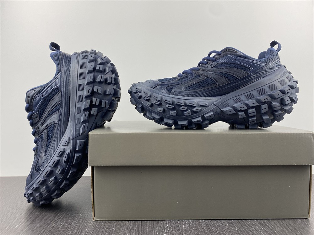 Ba*len*cia*ga bouncer chunky-sole sneakers