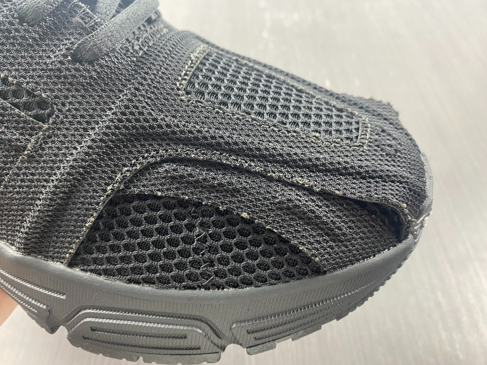 Ba*len*cia*ga phantom sneaker