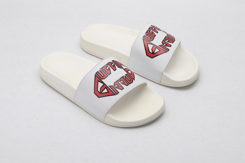 GUC LEATHER SLIDE