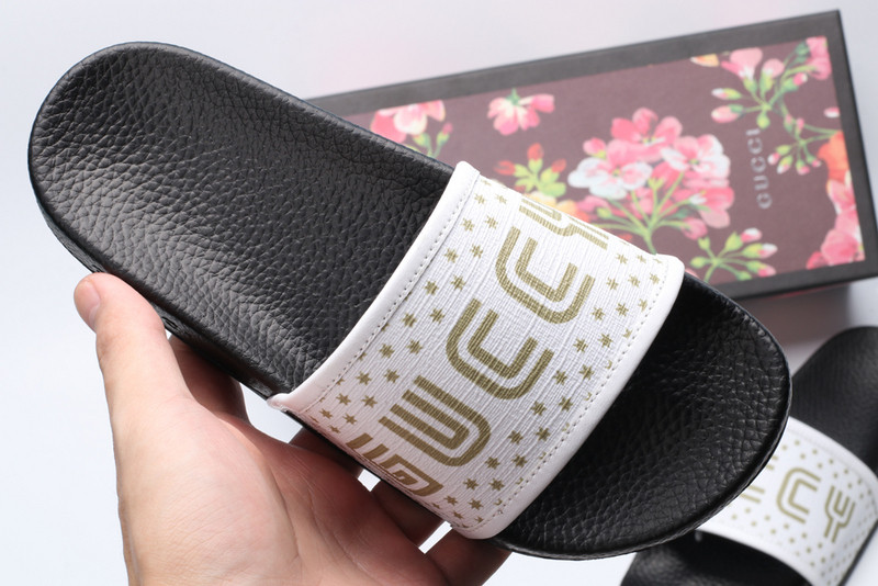 GUC LEATHER SLIDE