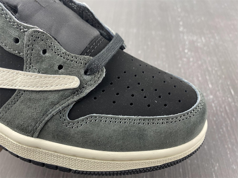 Travis Scott x Air Jordan 1 Low OG DM7866-001