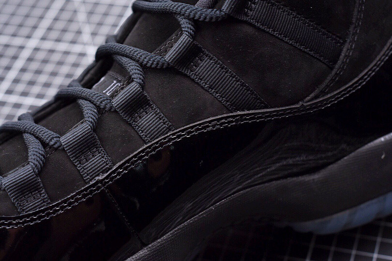 AIR JORDAN 11 RETRO CAP AND GOWN 378037-005