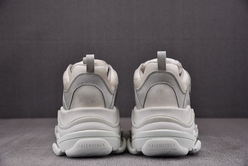 Ba*len*cia*ga triple s 734954 w2fb2 1001