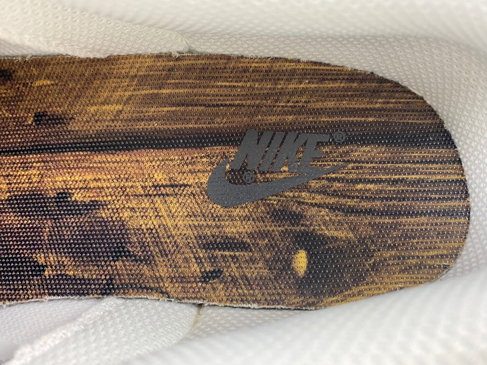 Nike Dunk Low "Sesame Seed Bun" DZ4853-200