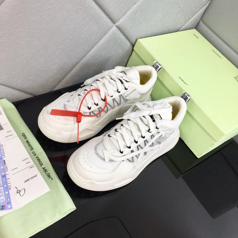 OW C/O ODSY-1000 SPORTS SHOES