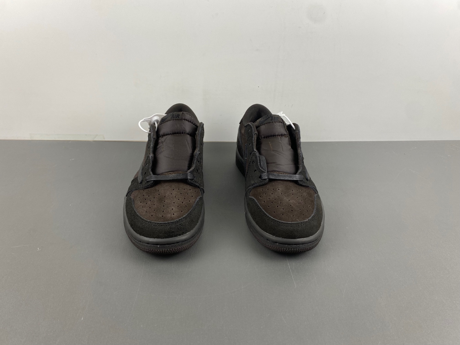 Travis Scott x Air Jordan 1 Low OG “Velvet Brown” DM7866-202