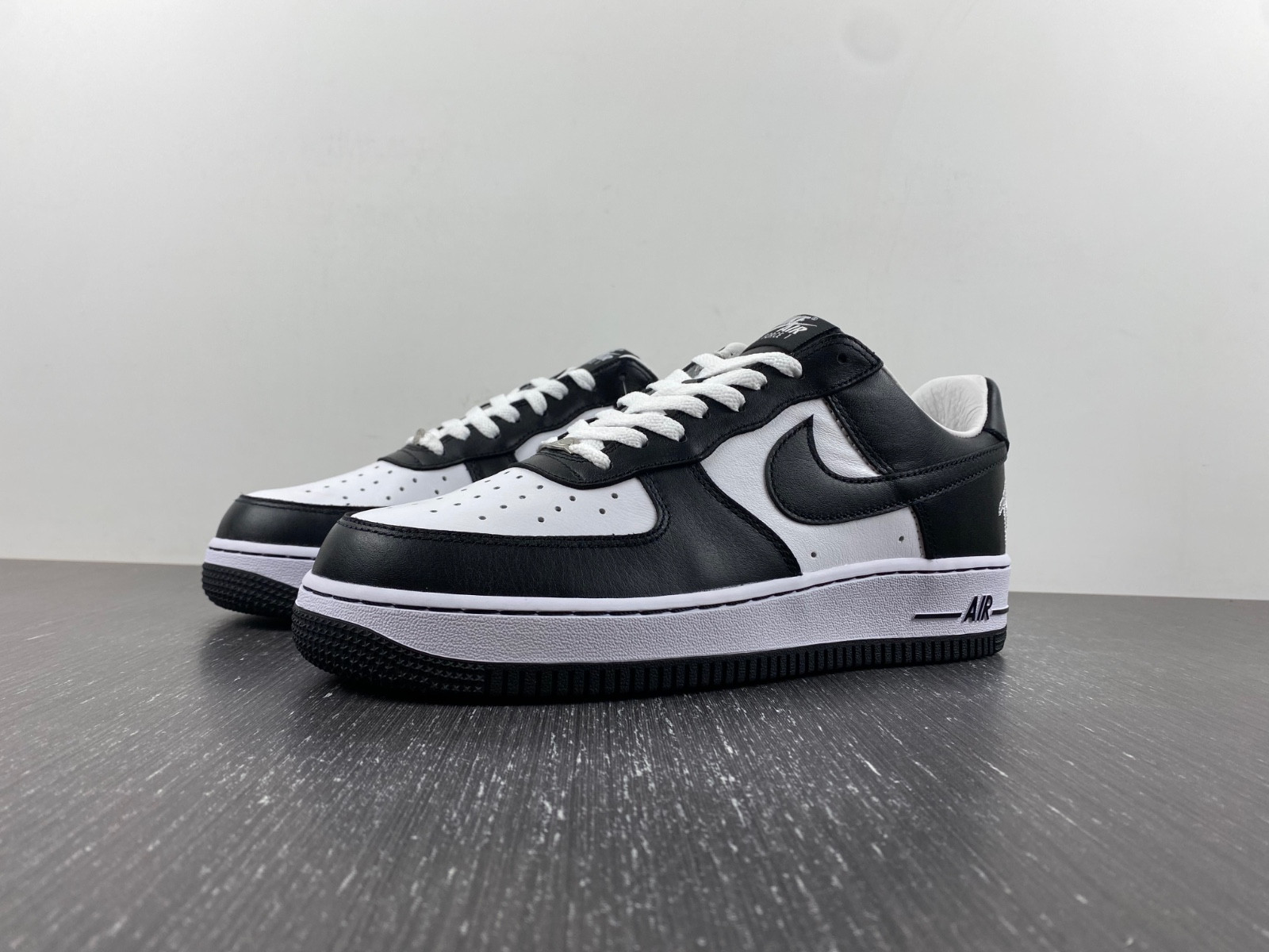 Fat Joe Terror Squad Nike Air Force 1 FJ5756-100