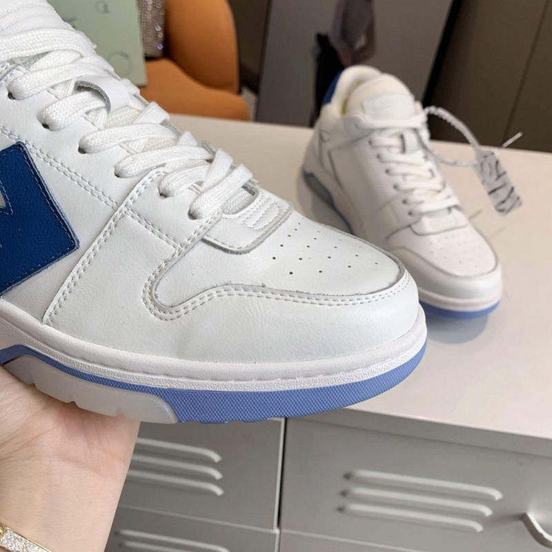 Off-White c/o Virgil Abloh