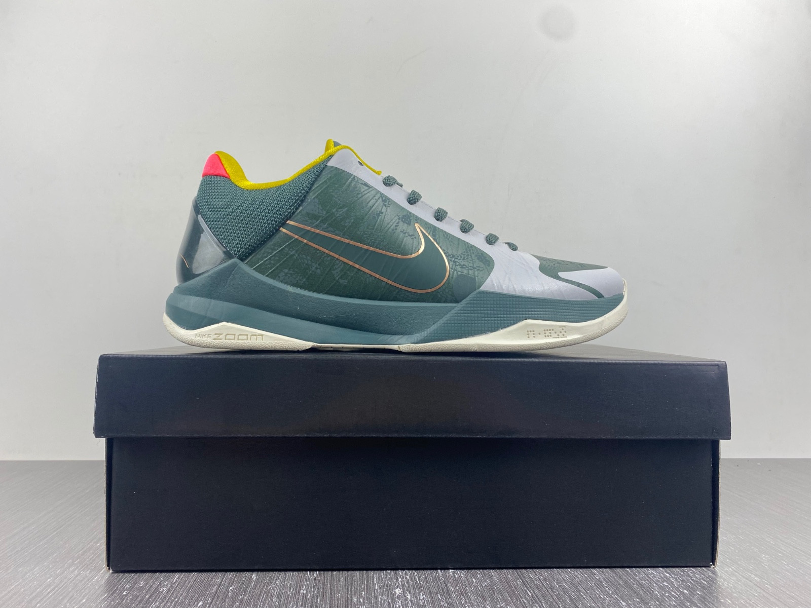Nike Kobe 5 Protro EYBL Girls (2020) - CD4991-300