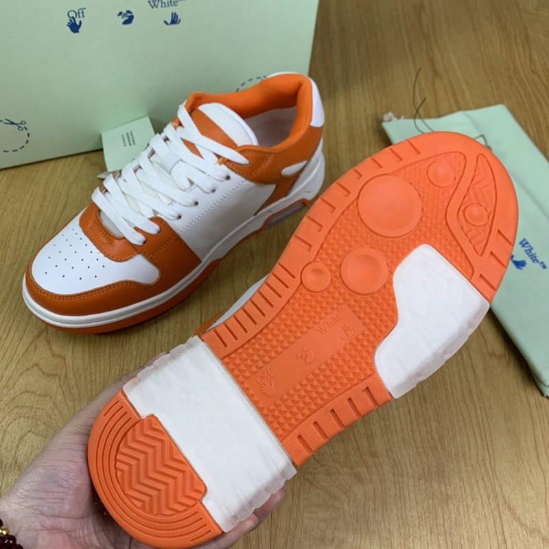 Off-White c/o Virgil Abloh