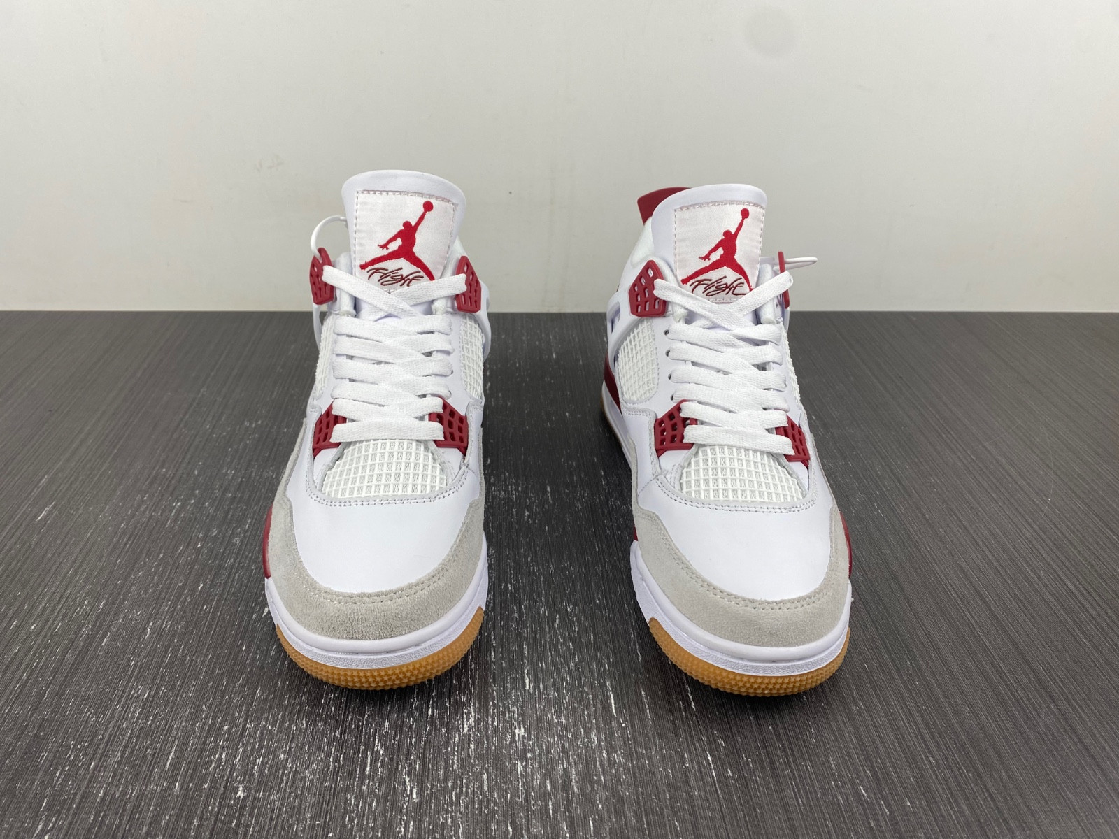 NIKE SB X AIR JORDAN 4 DR5415-160