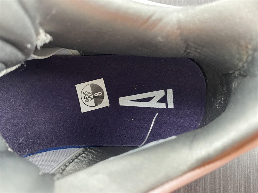 AIR Jordan 4 Retro DH6927-068