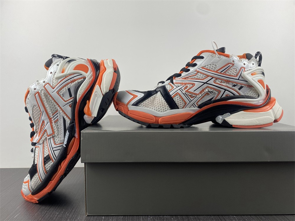 Ba*len*cia*ga runner 677403 w3rb7 9051