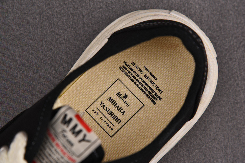 Ma*s*n mihara sneakers