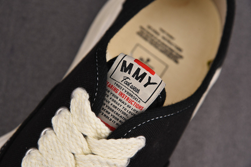 Ma*s*n mihara sneakers